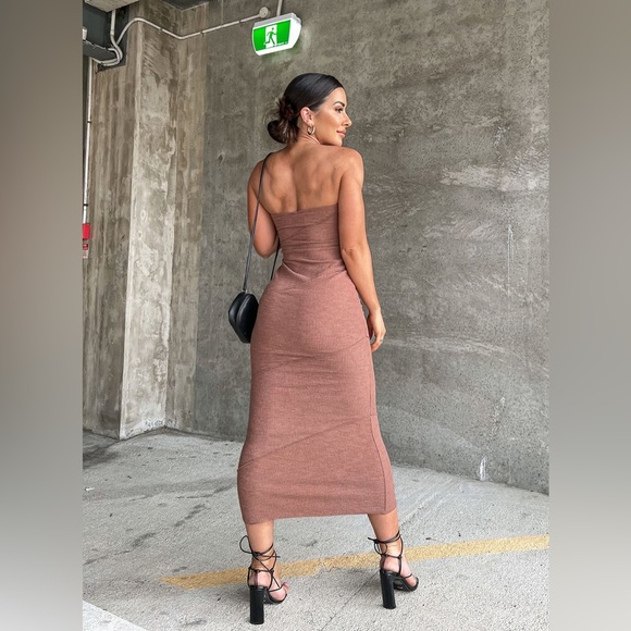 COPY - ❤️Princess Polly Oscar bodycon midi dress - Picture 3 of 7